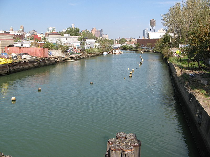 File:The Gowanus Canal - Brooklyn's very own Superfund site - panoramio.jpg