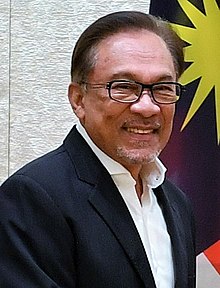The Member of the Malaysian Parliament, Datuk Seri Anwar Ibrahim calling on the Prime Minister, Shri Narendra Modi, in New Delhi on January 10, 2019 (1) (cropped).jpg