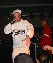 تونی ال در سال 2004