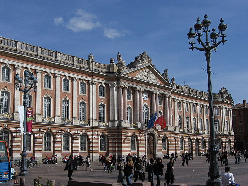 File:Toulouse Capitole.jpg