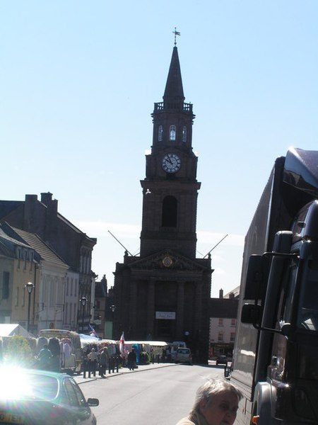 File:Town Hall and Market, Berwick on Tweed - geograph.org.uk - 181166.jpg