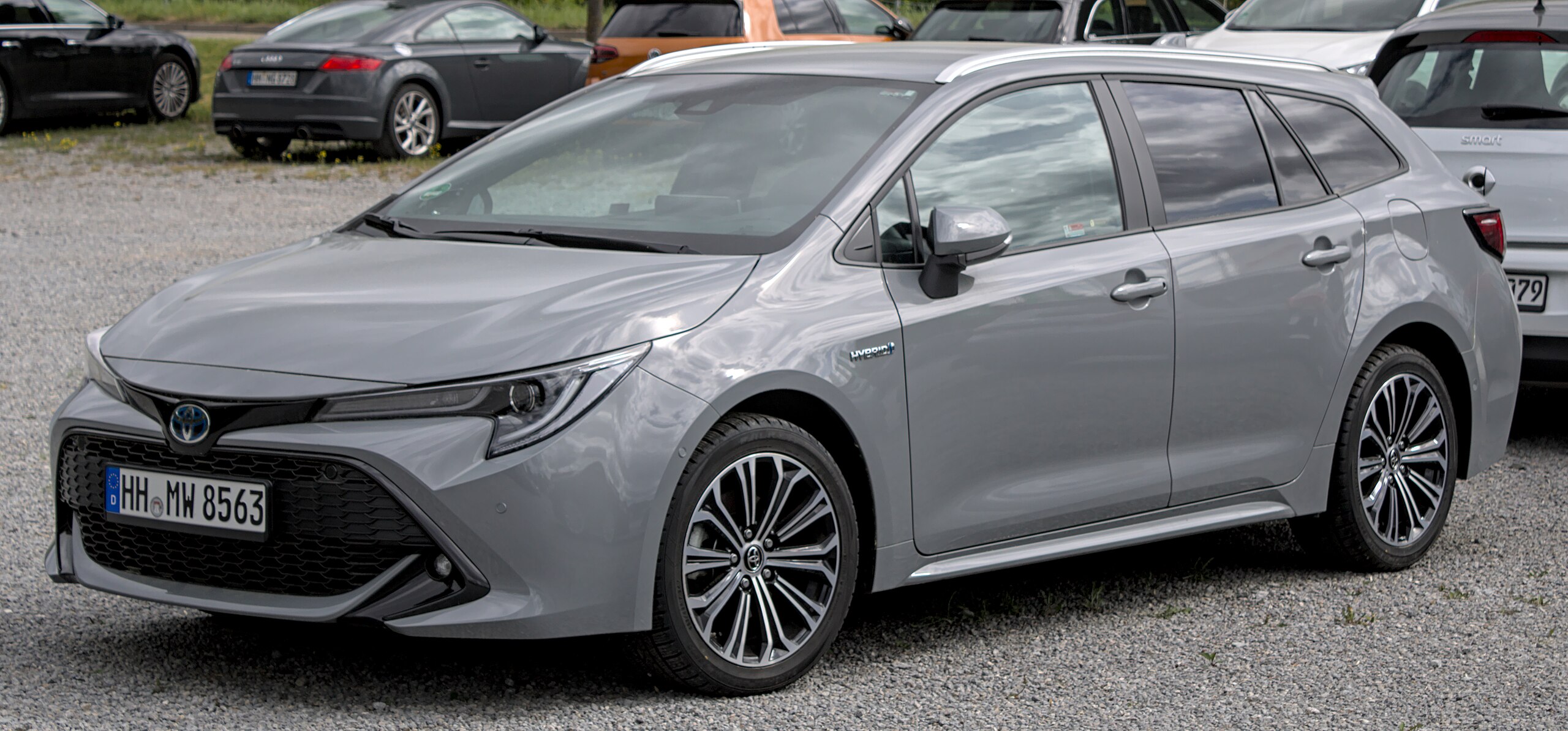 File:Toyota Corolla Touring Sports Hybrid (E210) IMG 2661.jpg - Wikipedia