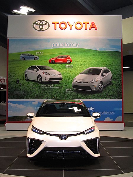 File:Toyota Prius Display (16675464572).jpg