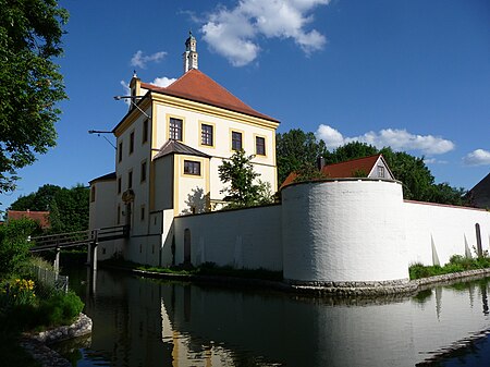 Train Wasserschloss.JPG