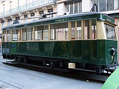 Motrice Jeumont no 79, en service de 1947 à 1957, préservée par l'AMTUIR.