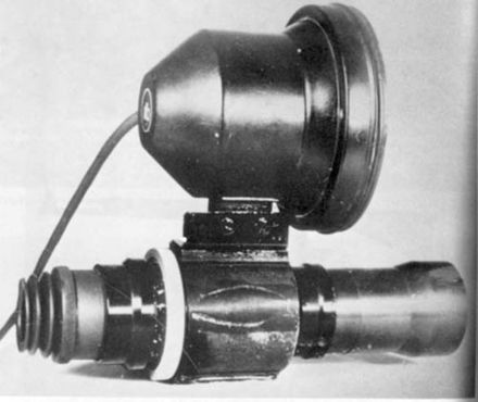 The Vampir nightscope used a photomultiplier as the sighting system and provided illumination with an IR lamp mounted above the scope.
