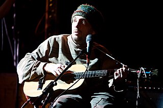 <span class="mw-page-title-main">Vic Chesnutt</span> American singer-songwriter