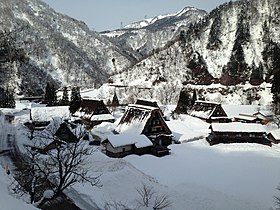 Wieś Suganuma, Gokayama, zimą