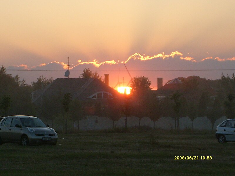 File:Voluta 2008 - naplemente 03 - panoramio.jpg