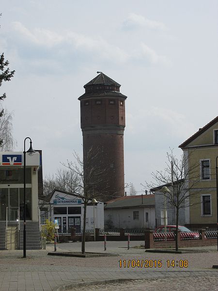 File:Water tanks.jpg