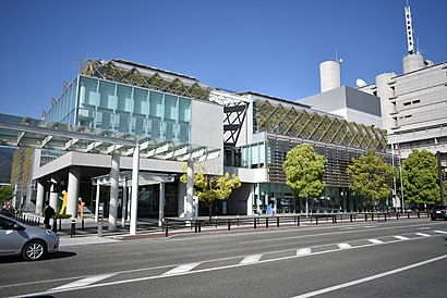 山梨県立図書館への交通機関を使った移動方法