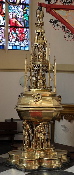 File:'s-hertogenbosch, sint jans, interno, fonte battesimale del 1492, 01.jpg