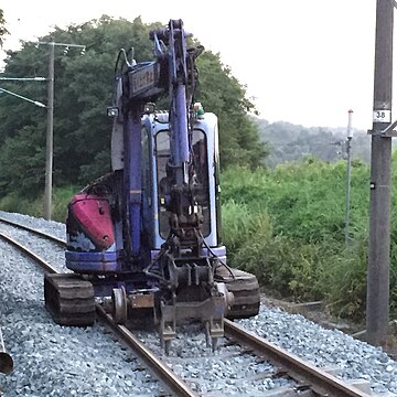 Road–rail vehicle