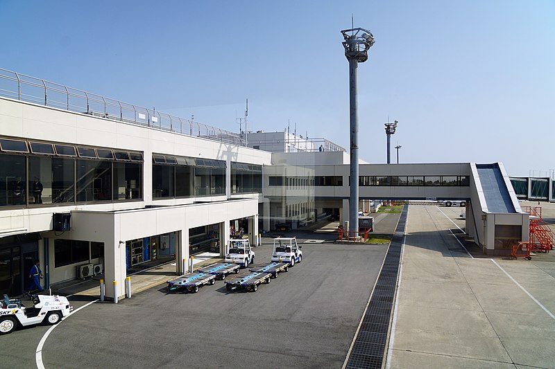 File:150321 Yonago Airport Yonago Tottori pref Japan02s3.jpg