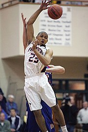 Gordon in 2007 as a high school basketball player 20070305 Eric Gordon.jpg