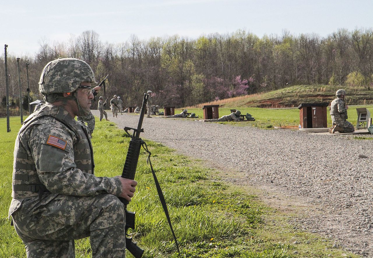 File:81st soldiers on zero range 150412-Z-OO000-005.jpg - Wikimedia Commons