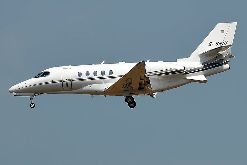 File:Air Charter Scotland, G-SHUI, Cessna 680A Citation Latitude (44389250211).jpg