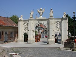 Alba Iulia Poarta I a Cetatii (3).JPG