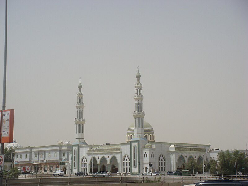 File:Alowidah Mosque.JPG