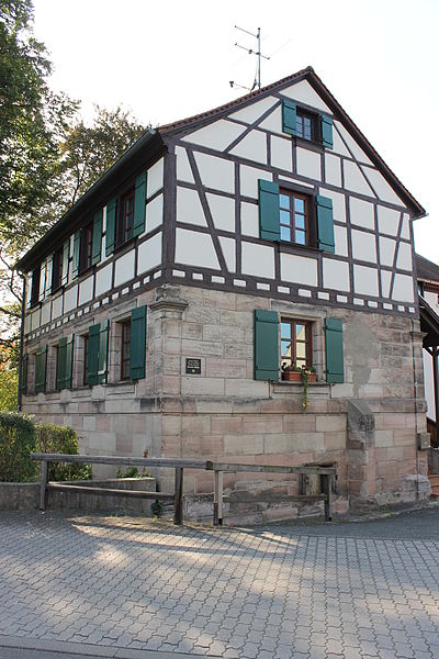 File:Alte Brucker Mühle - Fürther Straße 11, Erlangen-Bruck.jpg