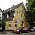 Deutsch: Am Markt 1 in Osten (Oste). This is a photograph of an architectural monument. It is on the list of cultural monuments of Osten (Oste), no. 35.204.400.002.