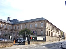 Amiens Couvent-Visitation Facade-ouest 2010.JPG