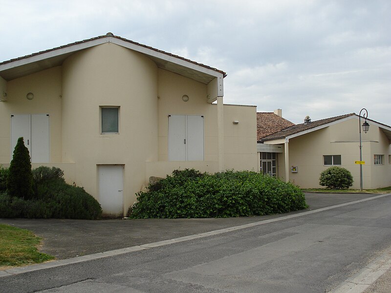 File:Aulnay Salle municipale.jpg