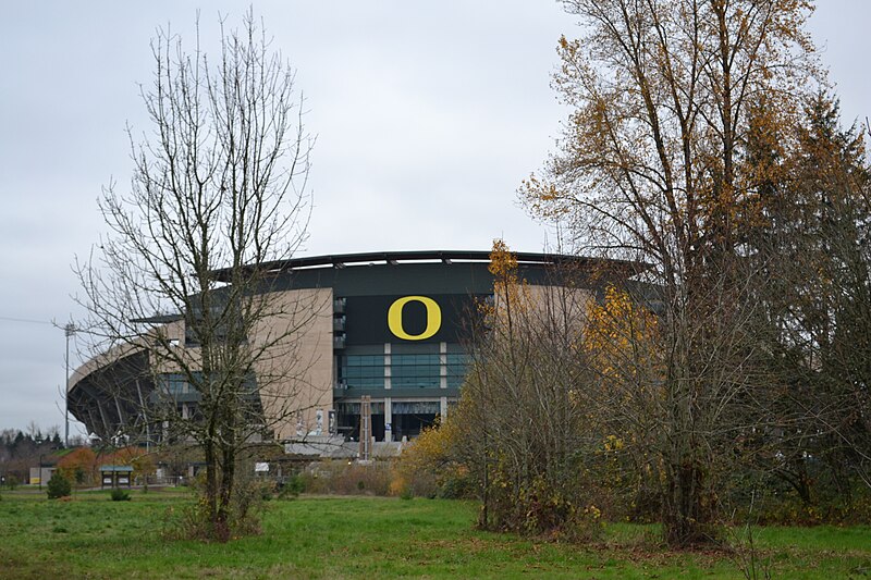 File:Autzen Stadium 3 (Eugene, Oregon).jpg