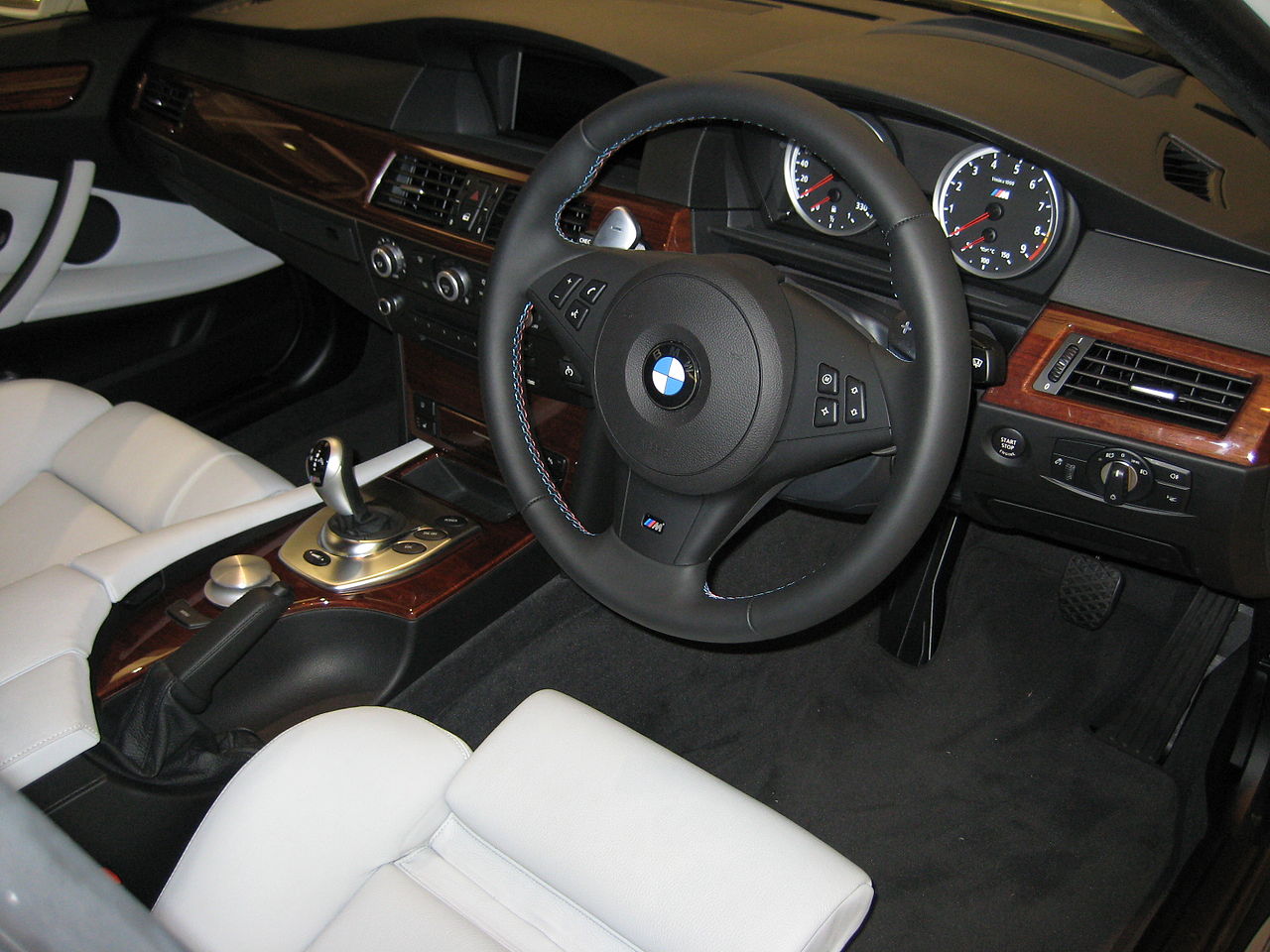 BMW e60 interior  Bmw e60, Bmw, Bmw m5