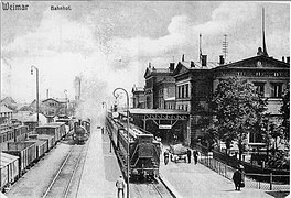 Staatsbahnhof Bahnsteige in Weimar um 1910
