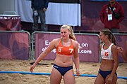 Deutsch: Beachhandball bei den Olympischen Jugendspielen 2018; Tag 5, 10. November 2018; Mädchen, Hauptrunde - Chinese Taipei (Taiwan)-Niederlande 1:2 English: Beach handball at the 2018 Summer Youth Olympics at 11 October 2018 – Girls Main Round – Chinese Taipei (Taiwan)-Netherlands 1:2