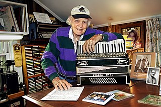 <span class="mw-page-title-main">Bob McQuillen</span> American folk musician, composer and teacher