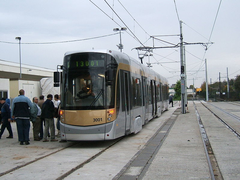 File:Brussels tram (57262874).jpg