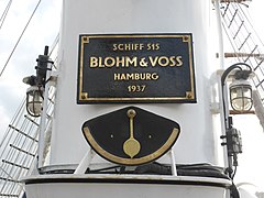 Placa del buque 515 construido por "Blohm & Voss". NRP Sagres.