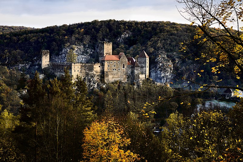 File:Burg Hardegg (233688317).jpeg