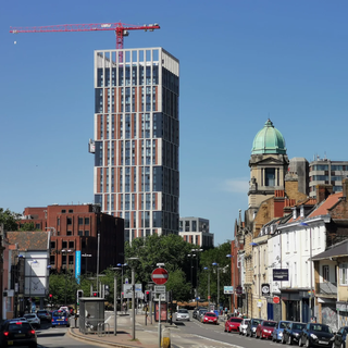 <span class="mw-page-title-main">Castle Park View</span> Residential in Bristol, England