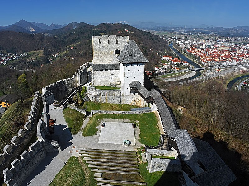 File:Celje Castle panorama.jpg