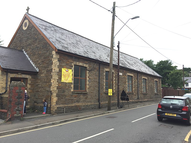 File:Church Hall - geograph.org.uk - 5469906.jpg