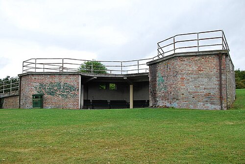 Coastal War time Defences - geograph.org.uk - 907257.jpg