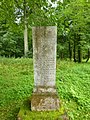 Gedenkstein im Garten von Schloss Dönhoffstädt