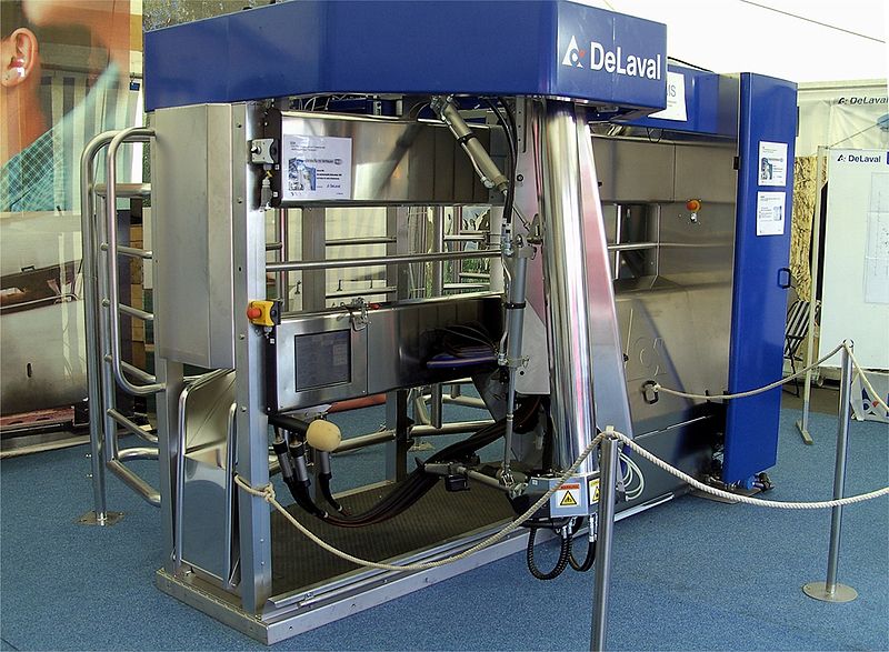 Der Melkstand 800px-DeLaval_milking_station