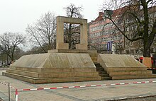 Mahnmal für die ermordeten Juden Hannovers auf dem Opernplatz in Hannover