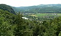 Čeština: Výhled na údolí řeky Labe z přírodní památka Divoká rokle u Ústí nad Labem English: View towards the river Labe (Elbe) from natural monument Divoká rokle near Ústí nad Labem