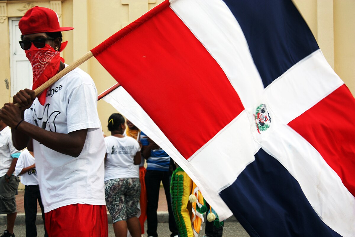 флаг доминиканы