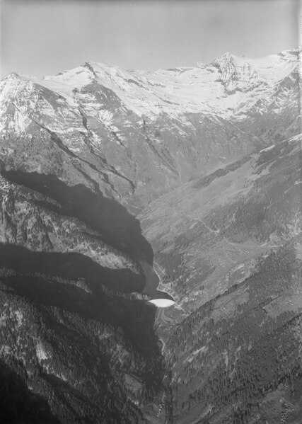 File:ETH-BIB-Val Malvaglia, Blick Nordosten Cima Rossa-LBS H1-029627.tif