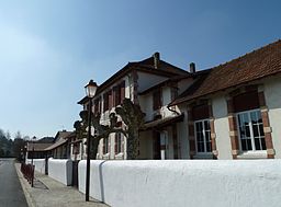 Ecole de Bellocq.JPG