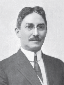 Эдвард М. Фуллингтон (около 1912 г.) .png