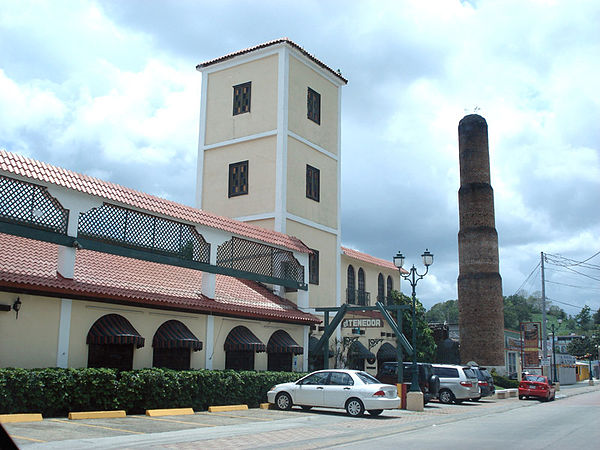 El Tenedor restaurant