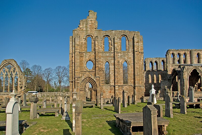 File:Elgin Cathedral south wall of south transept.jpg