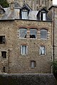 Façade est de la maison du Pot de cuivre (Le Mont-Saint-Michel, Manche, France).jpg